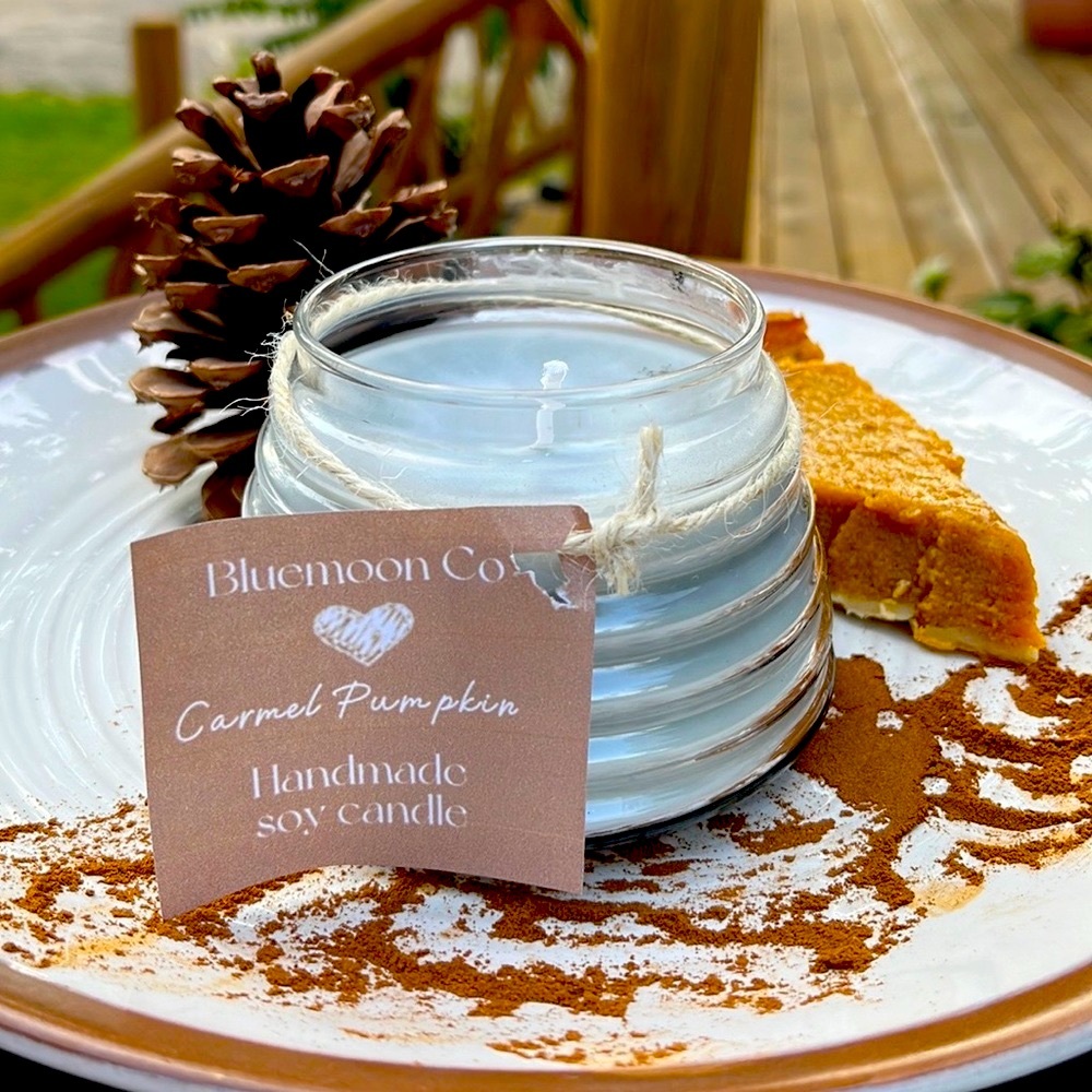 Caramel, pumpkin candle